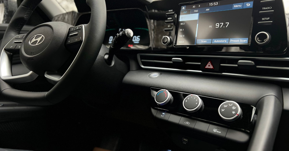 Hyundai car key fob — Encino locksmith Corp