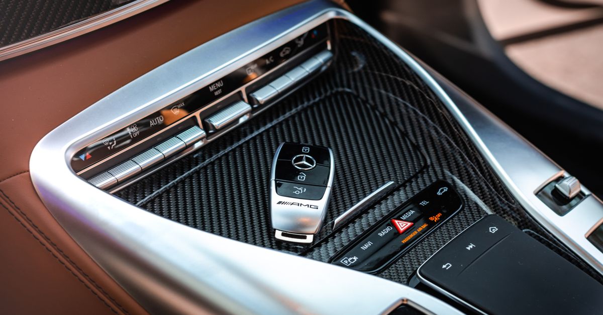 What Does a Car Key Replacement Really Cost in Los Angeles? — Encino locksmith Corp