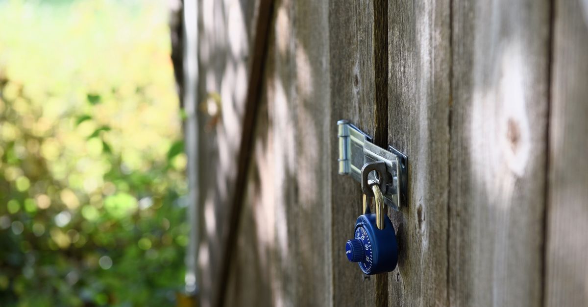 Locked Out of Your Home or Car in Encino? Here's Your 3-Minute Action Plan — Encino locksmith Corp