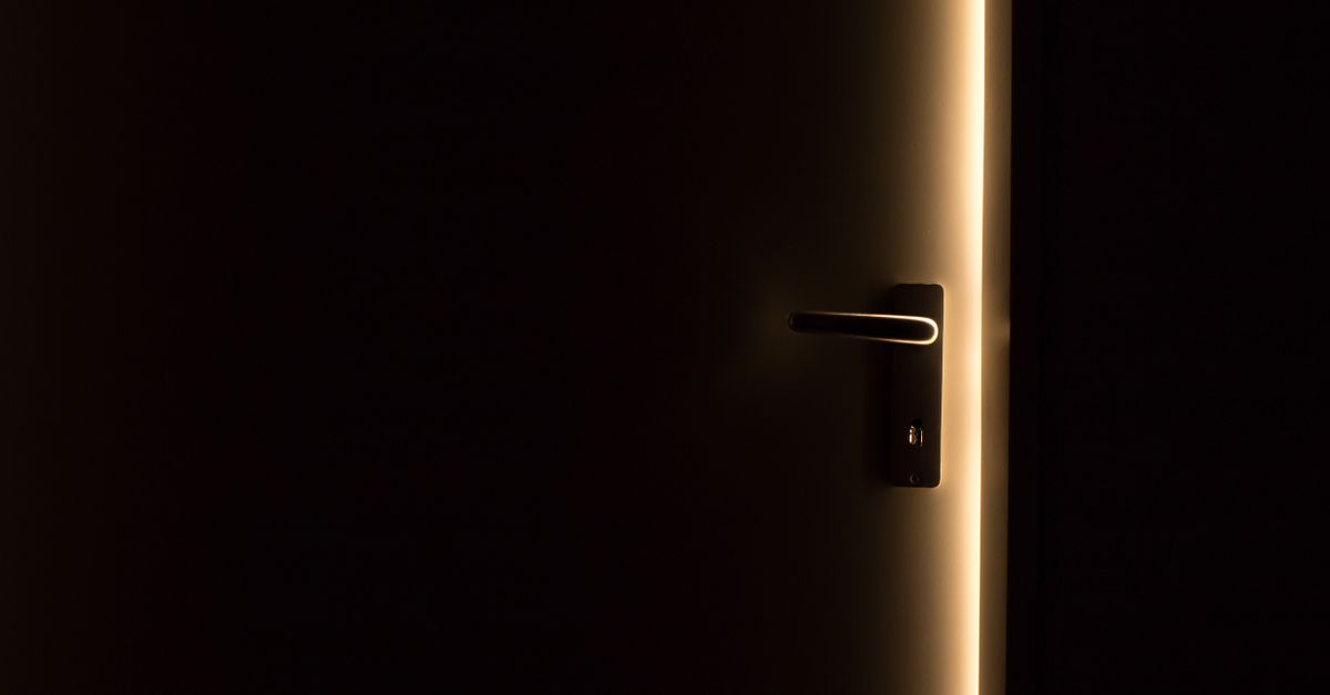 door security hardware — Encino locksmith Corp