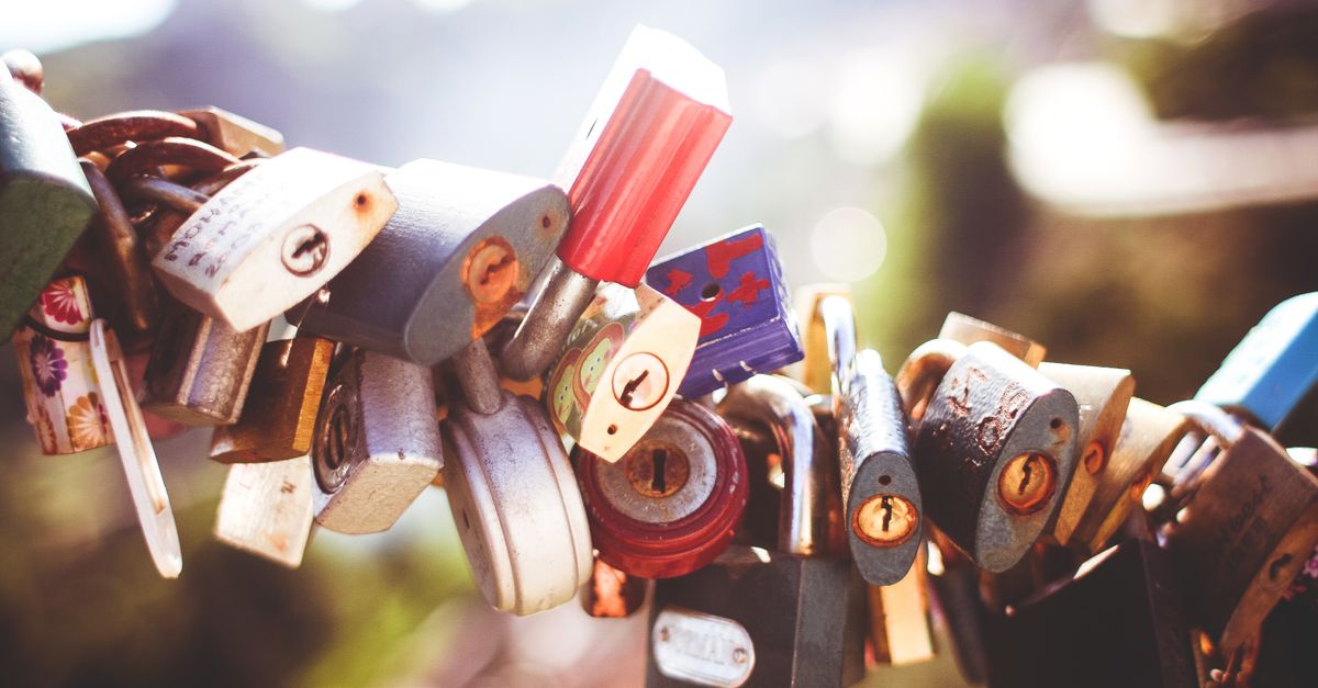 locksmith shop keys — Encino locksmith Corp