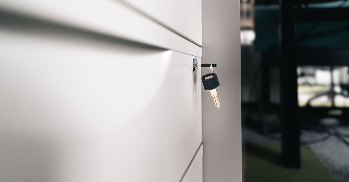 locksmith tools keys — Encino locksmith Corp
